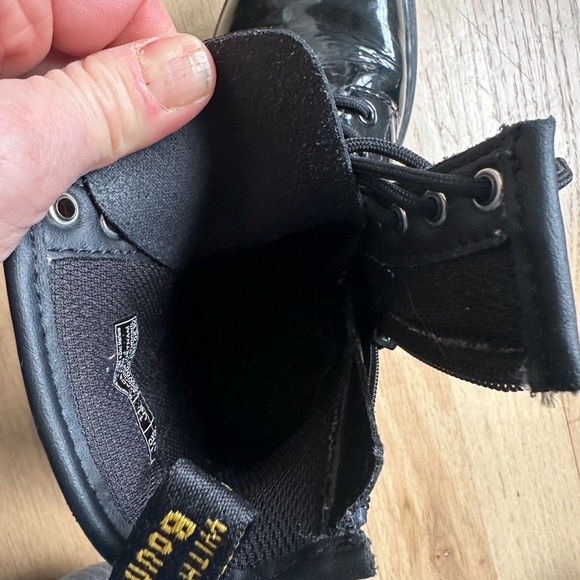 Kids black Patent Dr. Martens size 11 - Picture 5 of 7